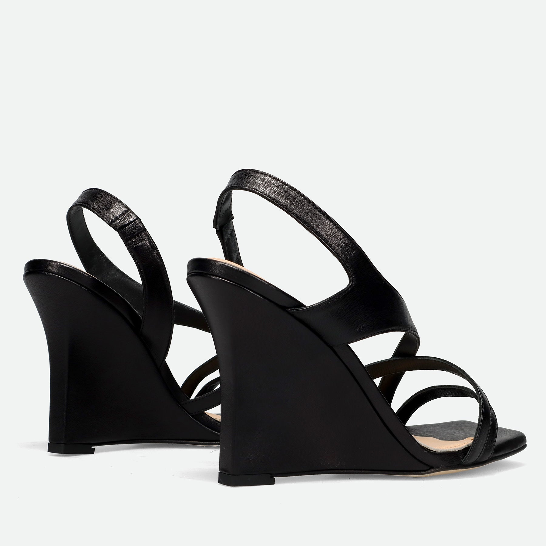PE26---chantal---3158CAPROTTO NERO_6_P