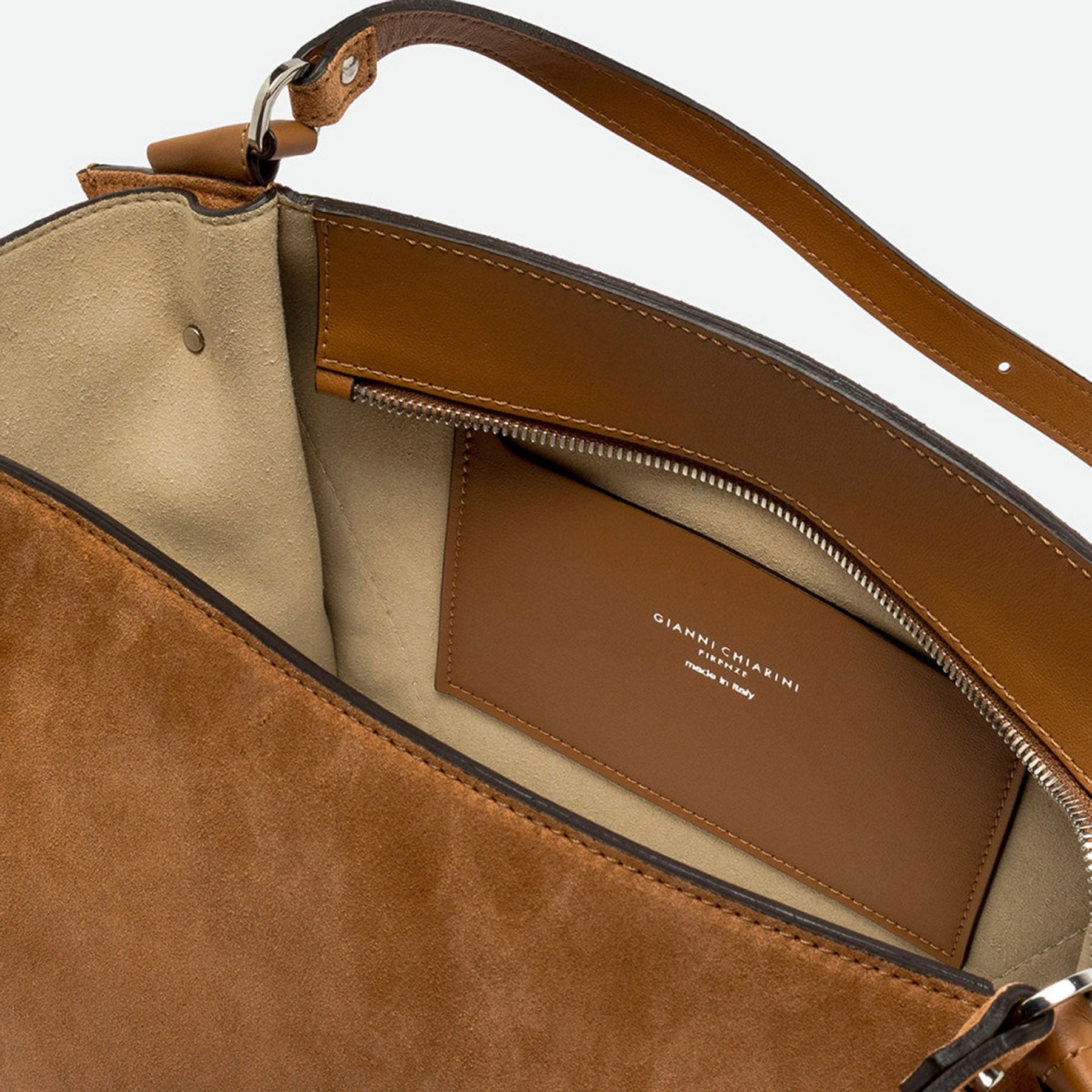 PE26---gianni chiarini---12376 CMBRC1478_2_P