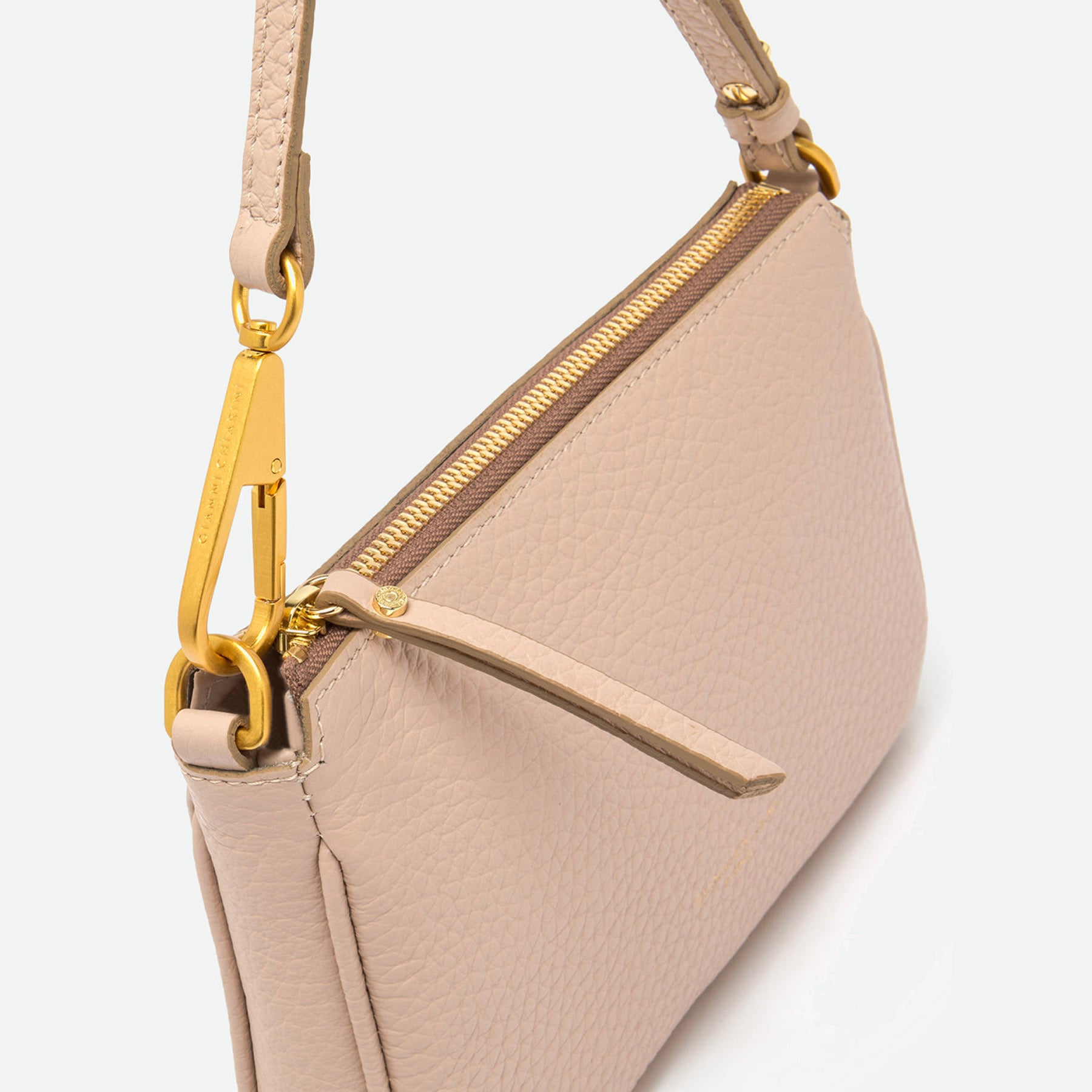 PE26---gianni chiarini---8750 TKL14363_4_P