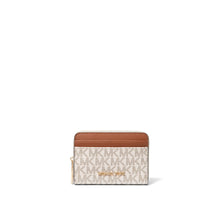Jet set zip-around vanilla/acorn