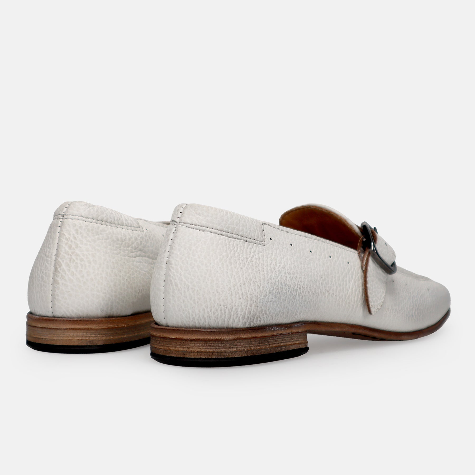 PE26---pawelks---W1200BOAT WHITE_3_P