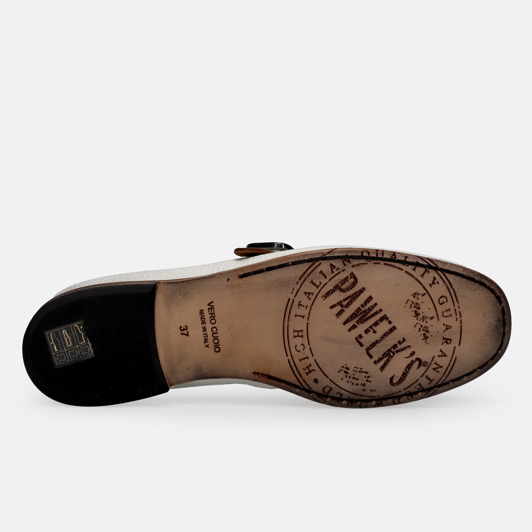 PE26---pawelks---W1200BOAT WHITE_4_P