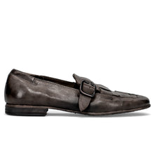 Pawelk's women's shoes in washed taupe leather with buckle